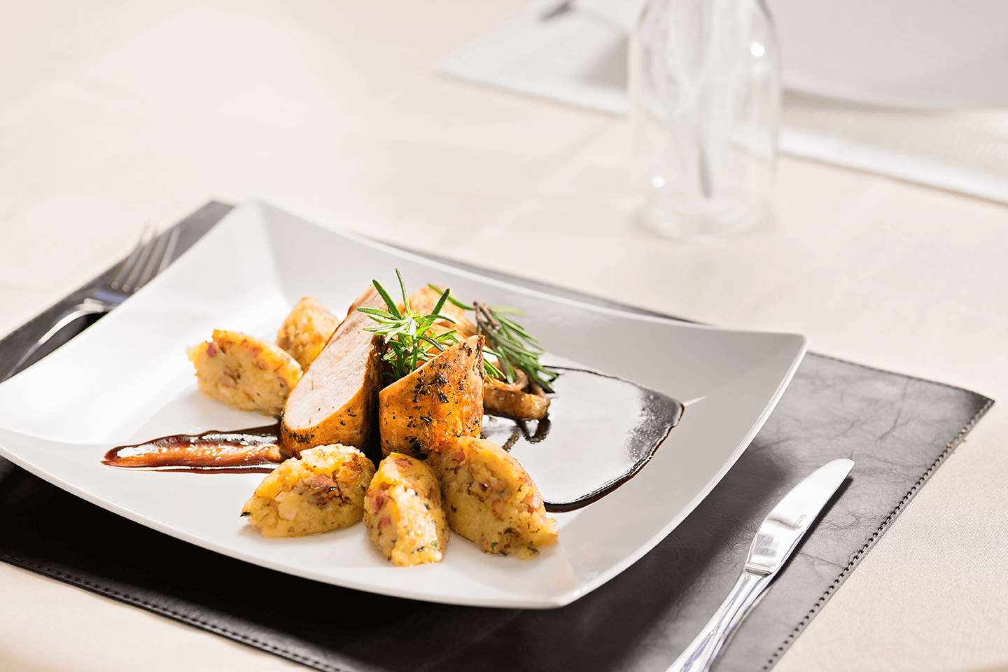 Whole roast sirloin in port wine sauce with Viennese onions and house-made gnocchi